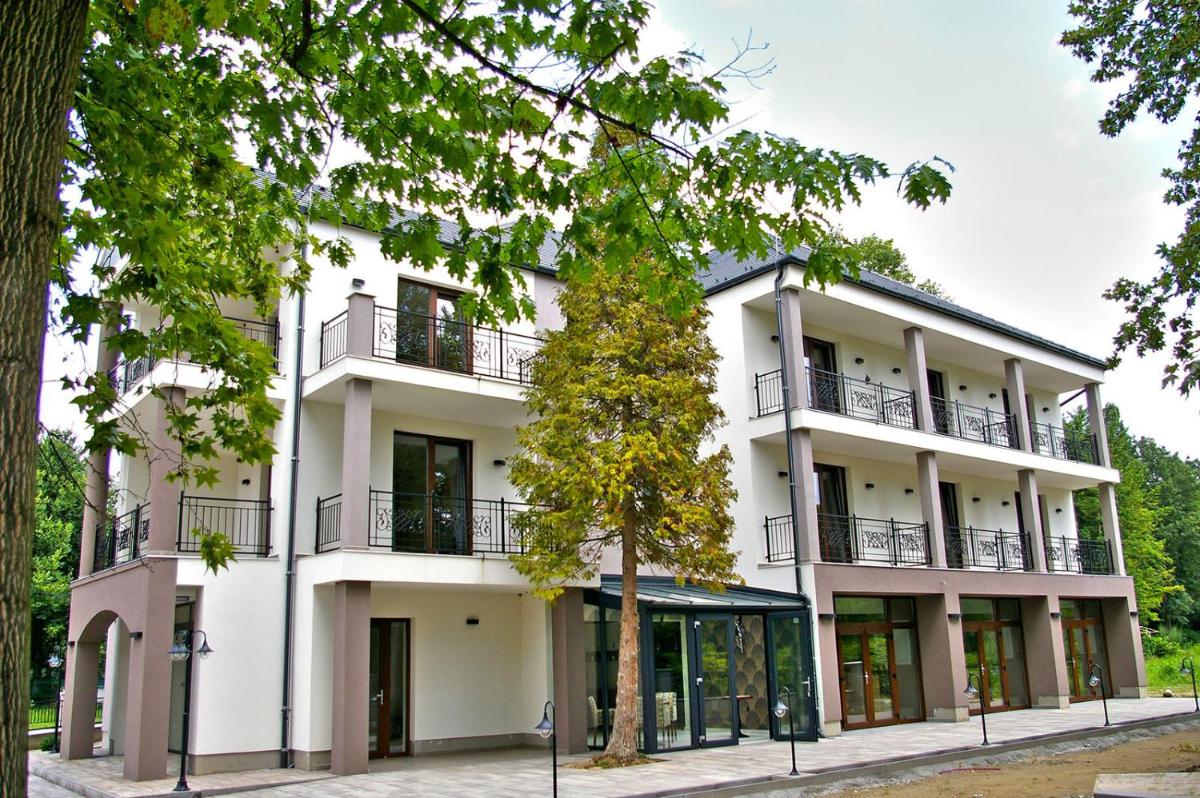Boutique Hotel Divina - Housity