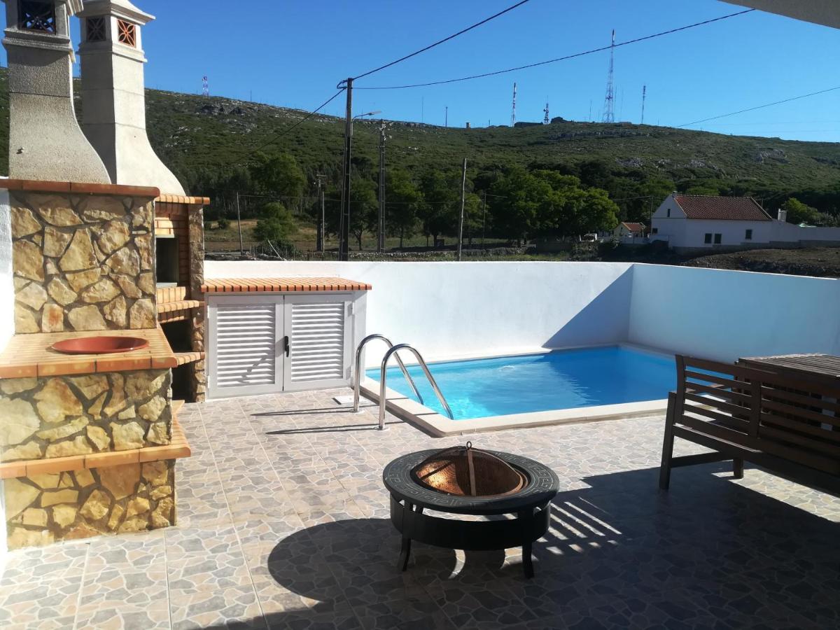 Montejunto Villas-Casa do Esquilo - Housity