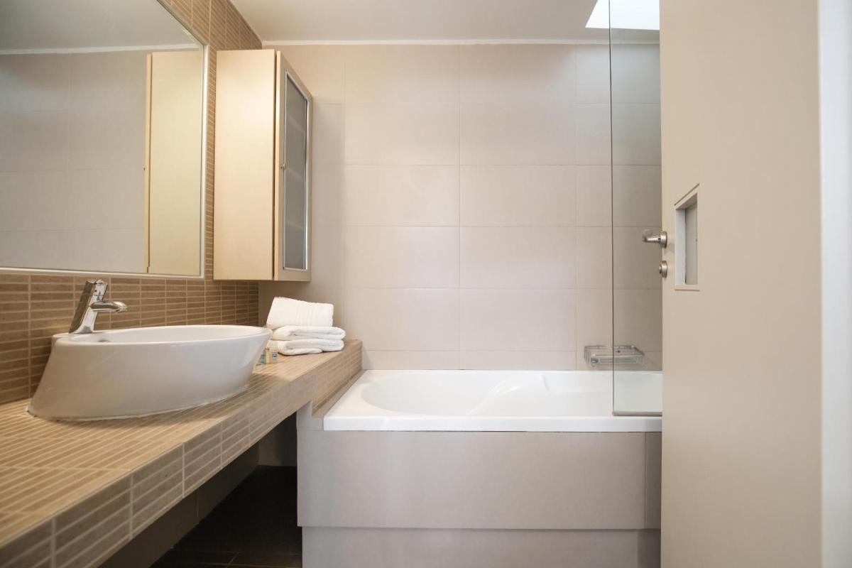 Anna Plakias Apartments - Housity