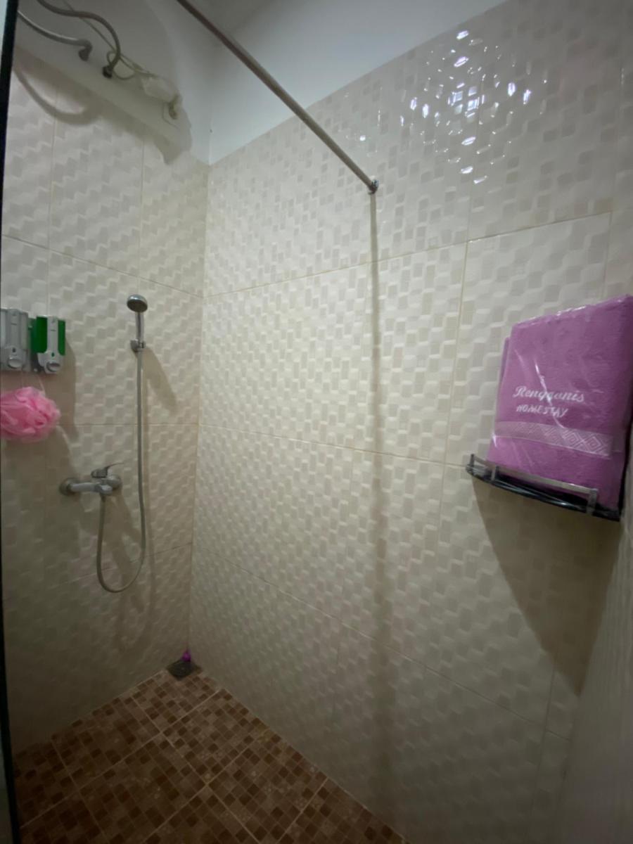 Rengganis Homestay - Hizvo