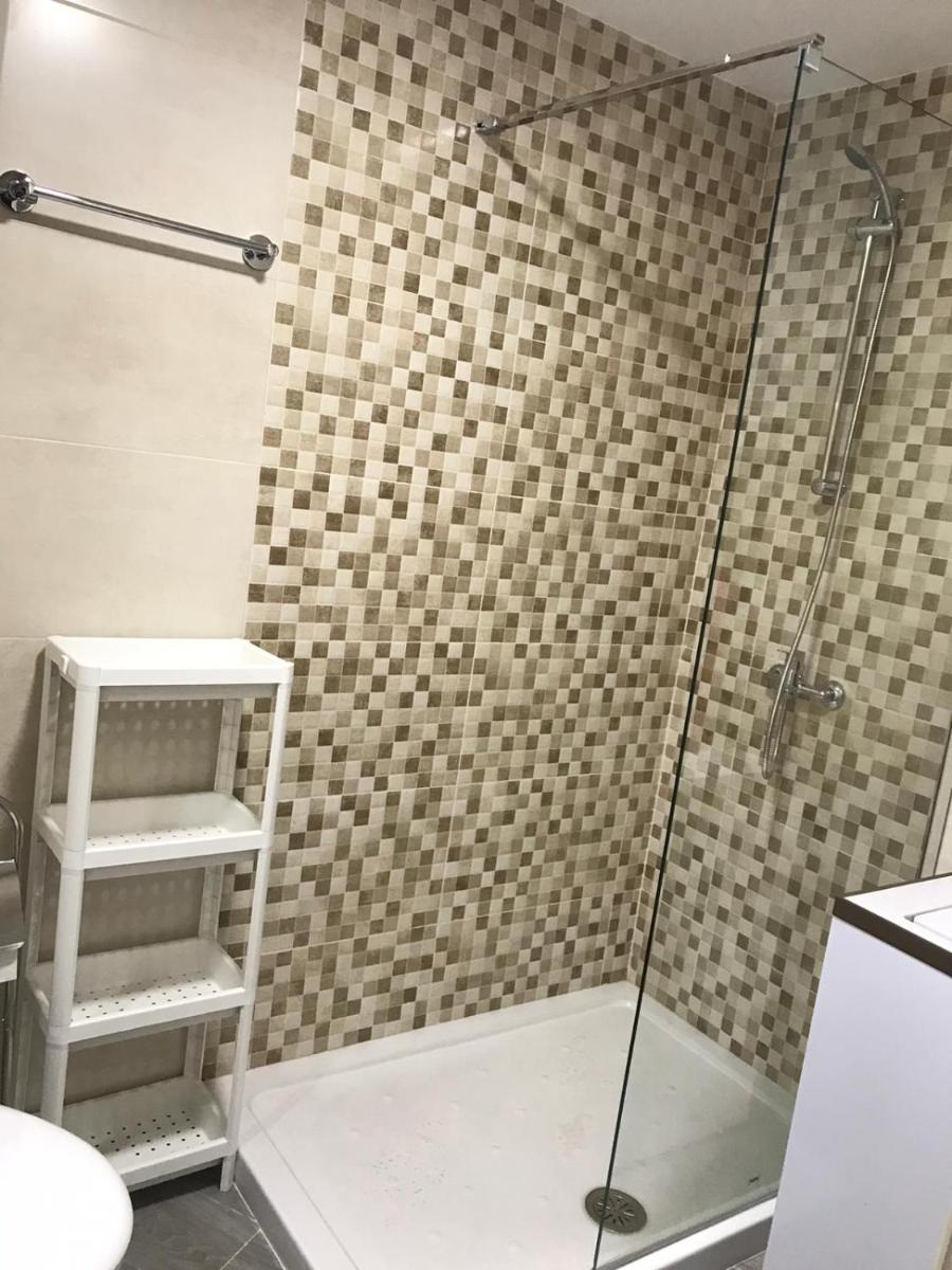 Apartamentos Centro Internacional Algarrobo-Costa - Housity