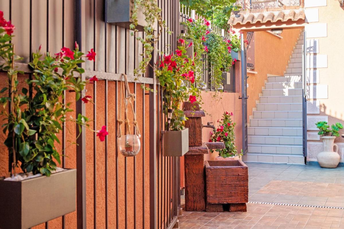 Apartments Boka Heart - Housity