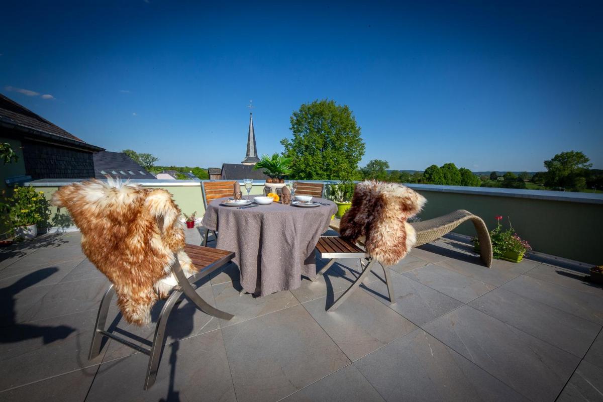 Suitetrails - Green & Breakfast Chambre Satita