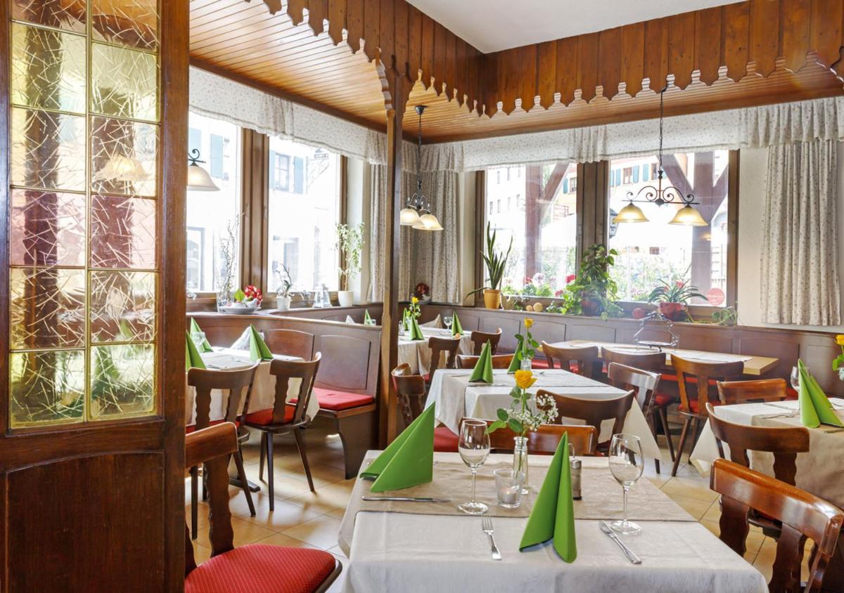 Krone - Hotel Garni - Housity