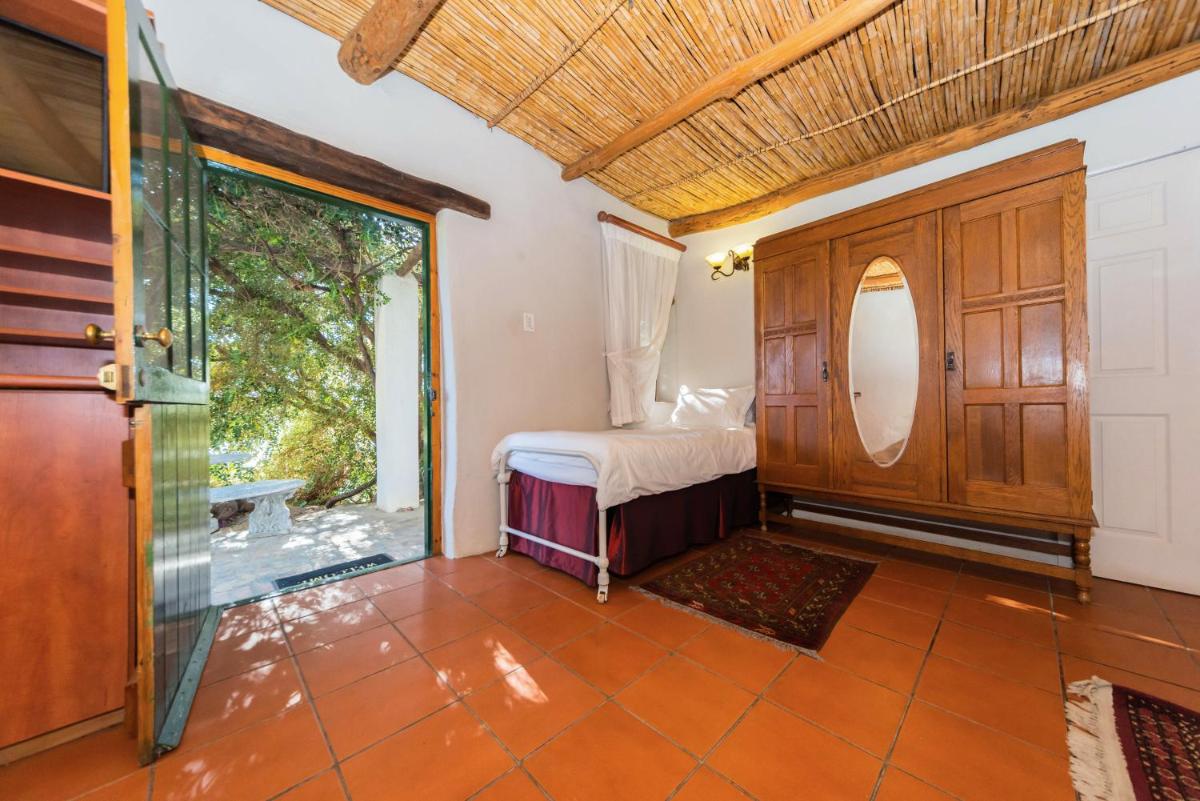 Melkboomsdrift Guest House & Conference Centre - Housity