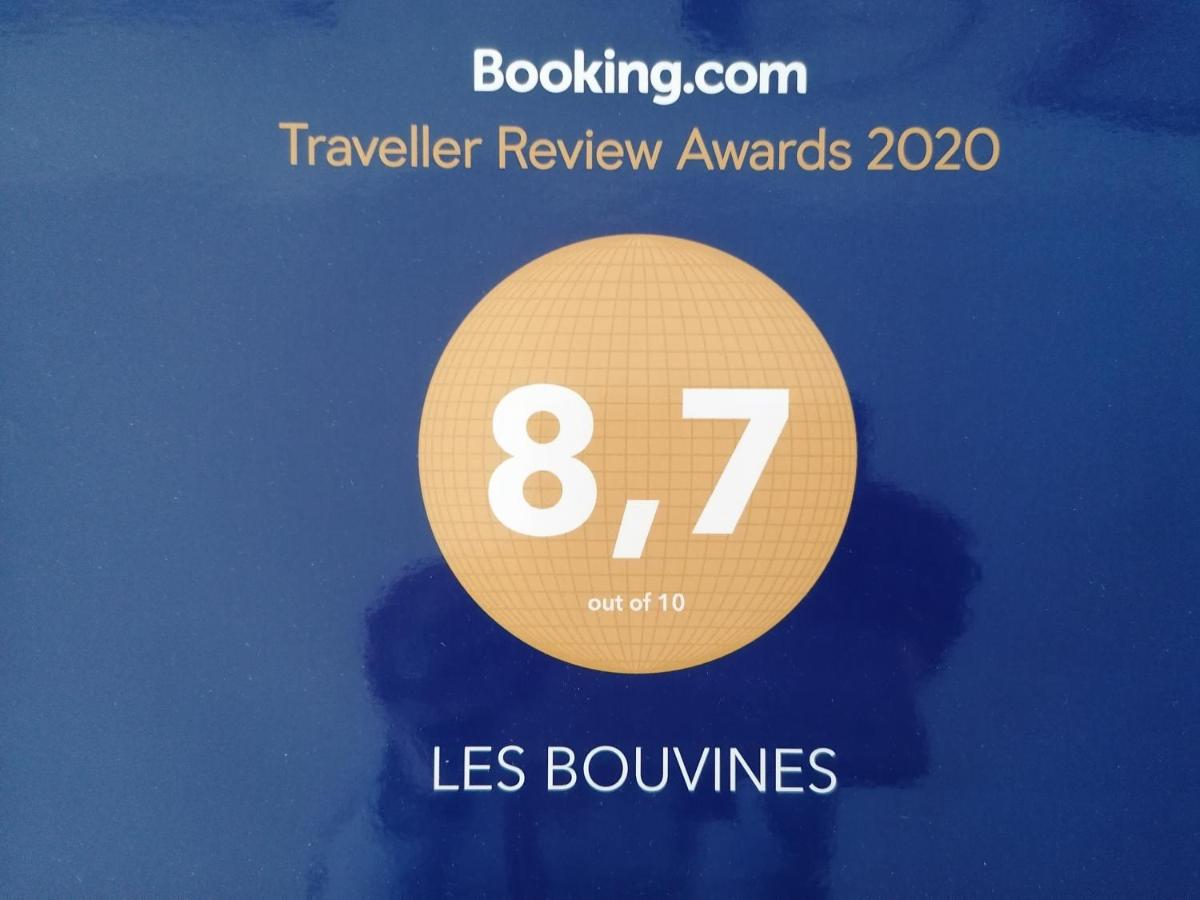 Les Bouvines - Housity
