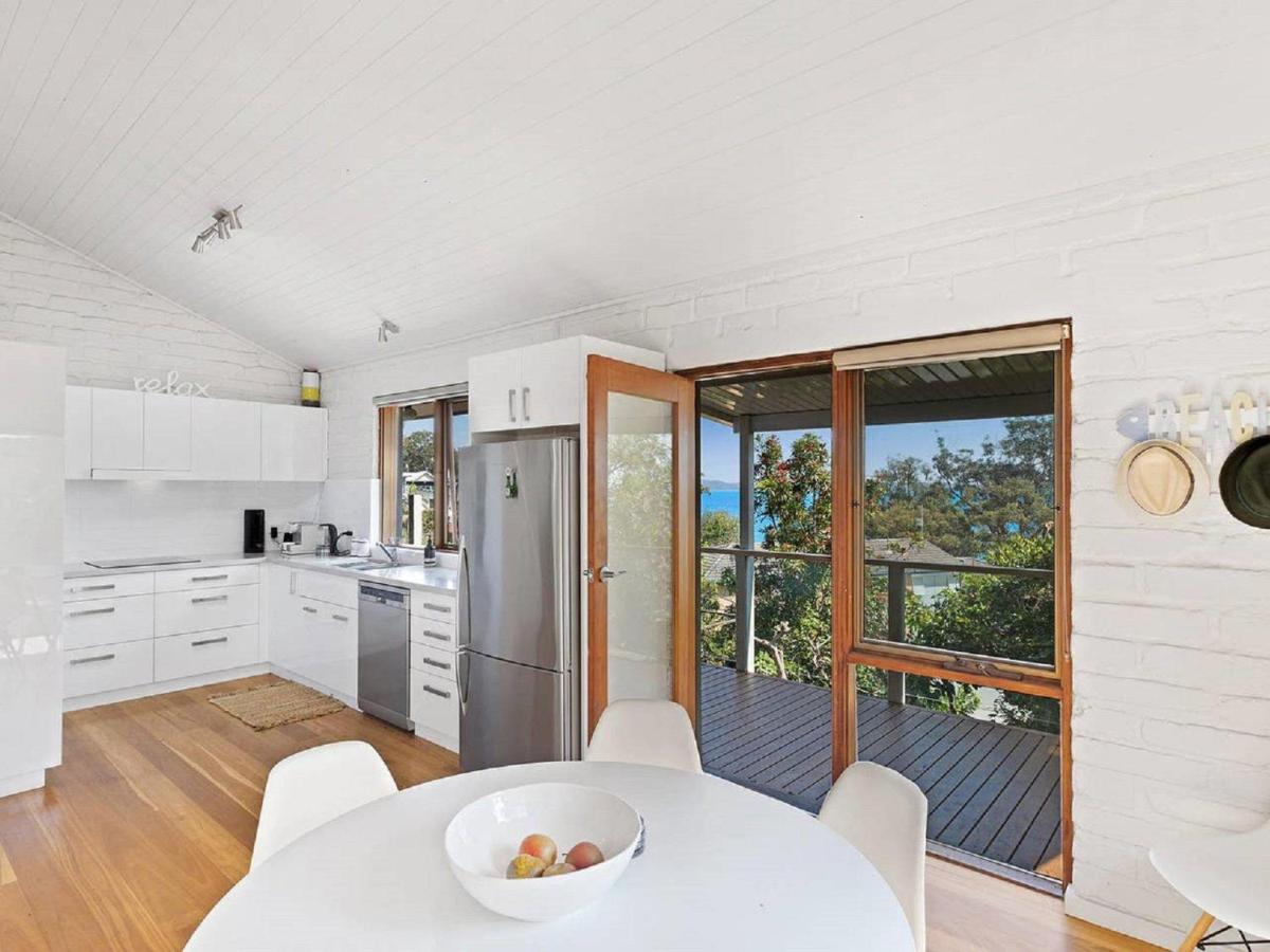 Nunkeri Stunning House with Fabulous Views Linen Wi-Fi and Air Conditioning - Housity