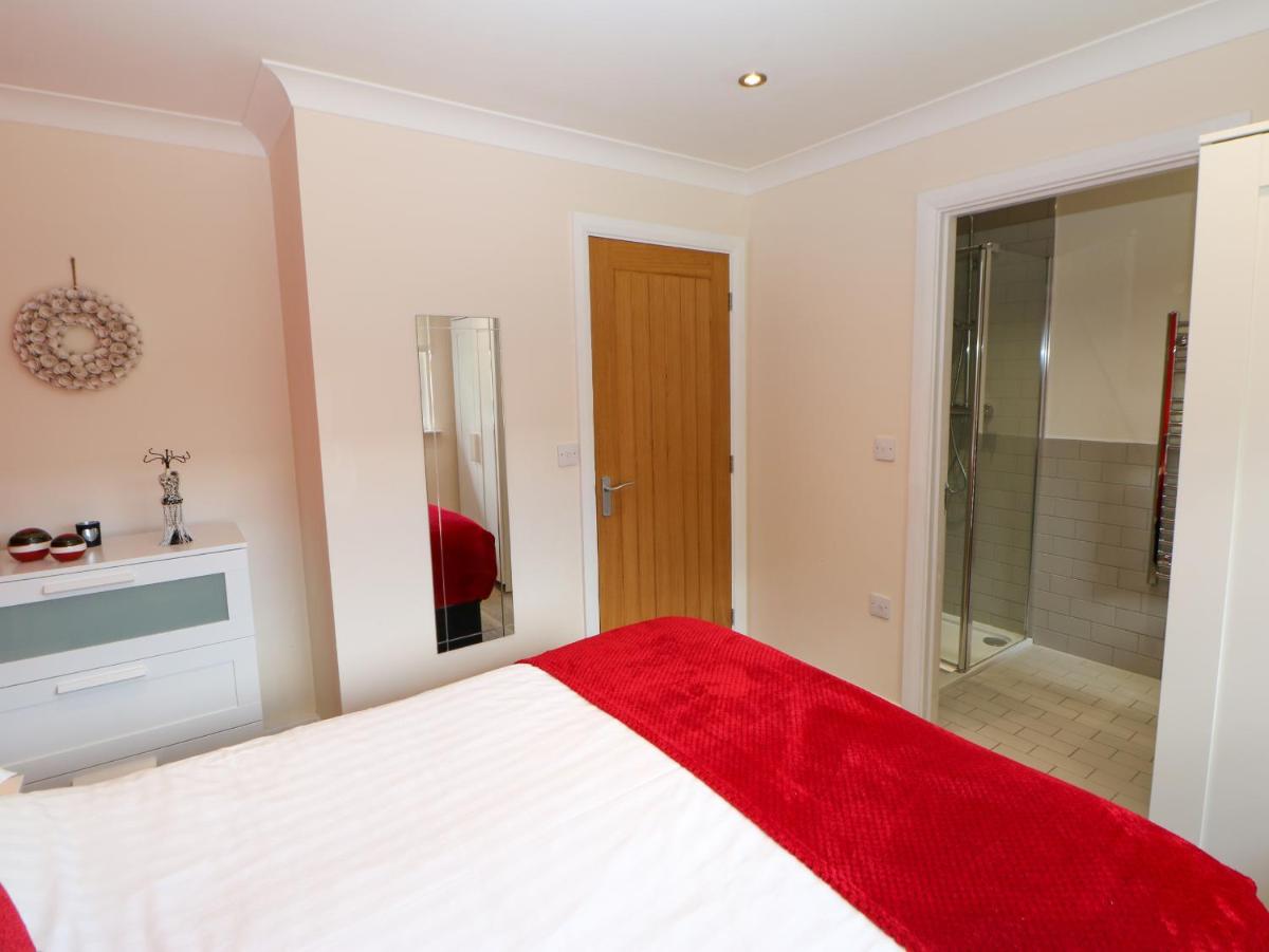 Broken-Sky Lodge - Housity