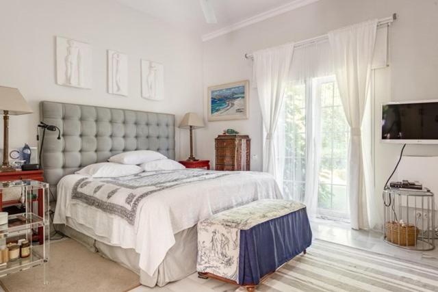 Peace & Tranquility, Sotogrande, Spain - Housity