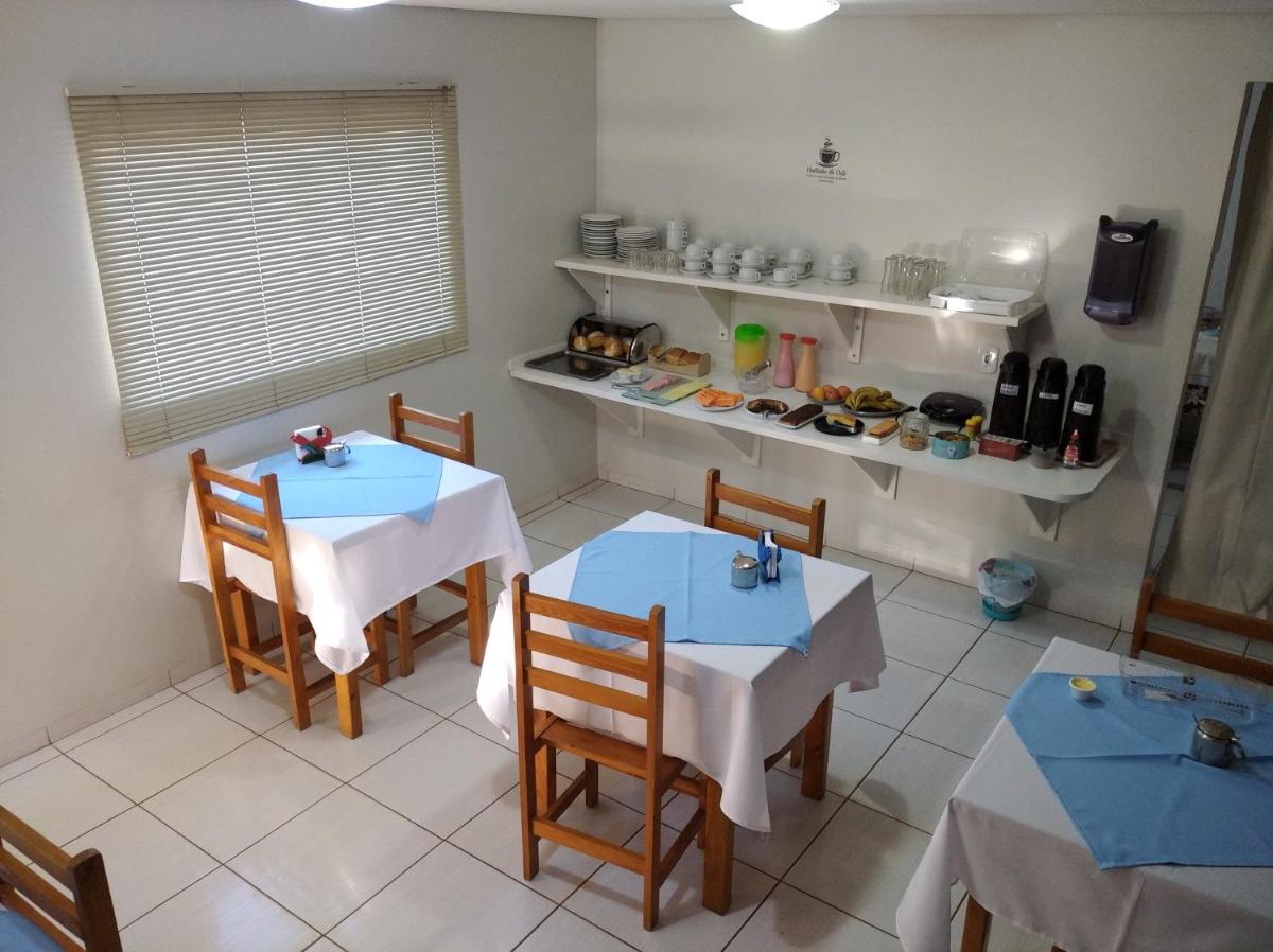 Angelu's Hotel - Housity
