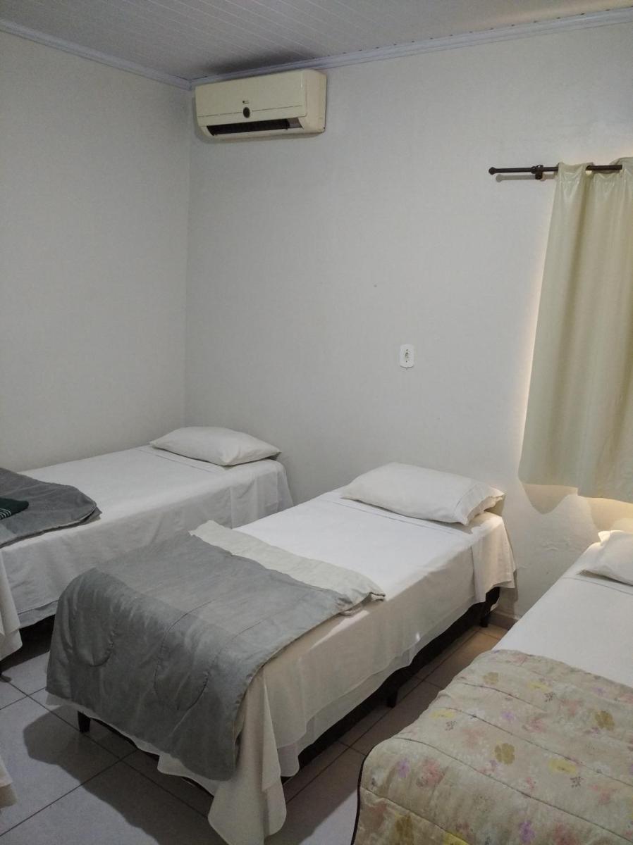 Angelu's Hotel - Housity