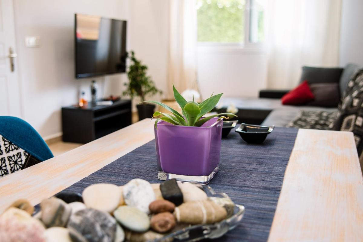 Suitetrails - Mint Apartment Zakynthos Town Center