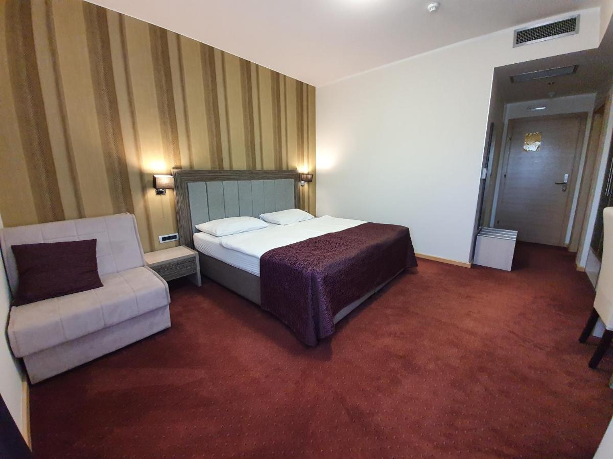 Hotel Brotnjo - Housity