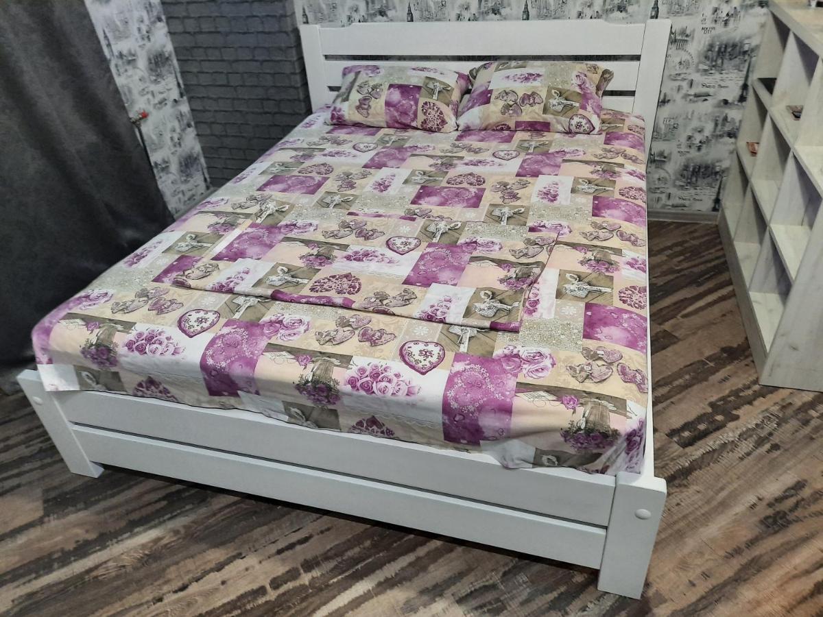Suitetrails - Apartment on Yuvilejnyj avenue