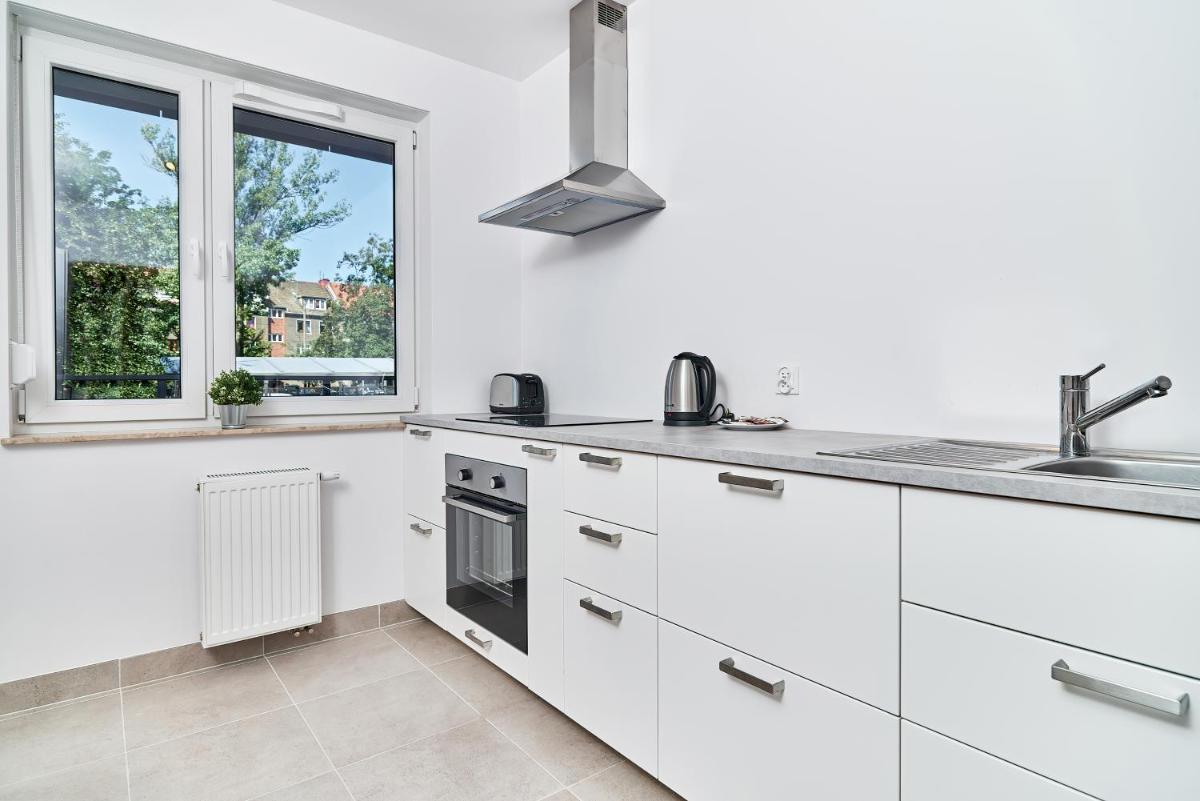 Modern Apartments Wroc?aw by Renters - Housity