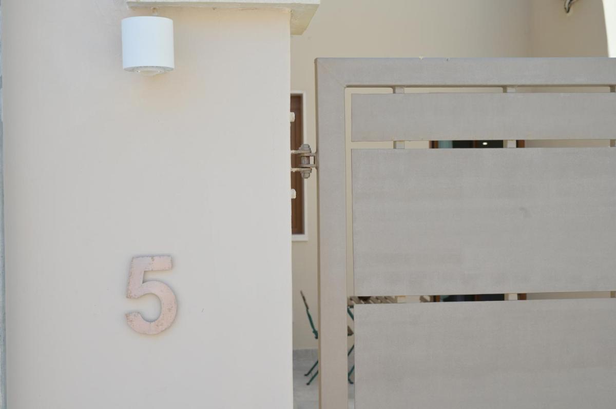 BED CASA VACANZA VIA GALLIPOLI - CORTE BARI - Housity