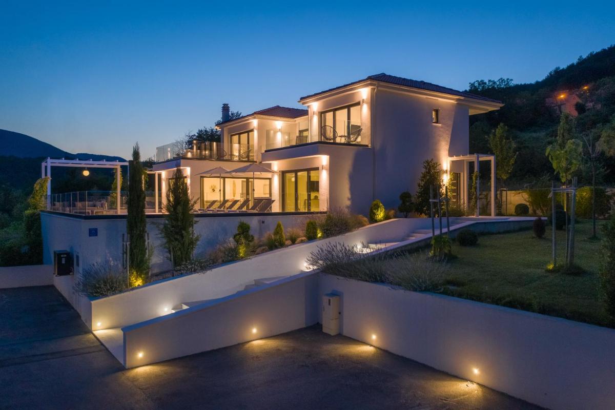 Villa Elegance - Housity