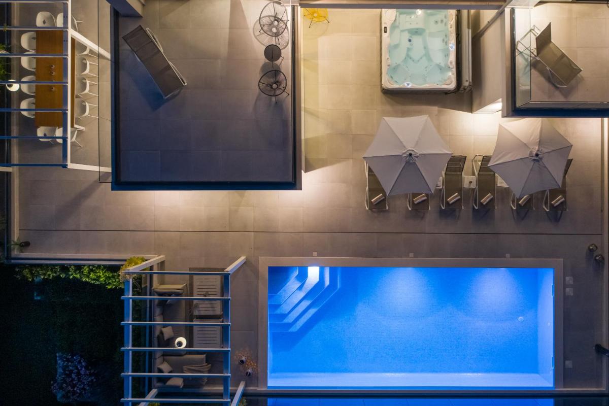Villa Elegance - Housity