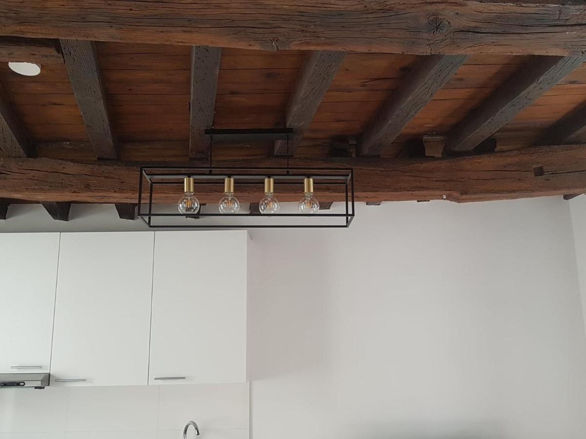 Al in den Aap gelogeerd? - Housity