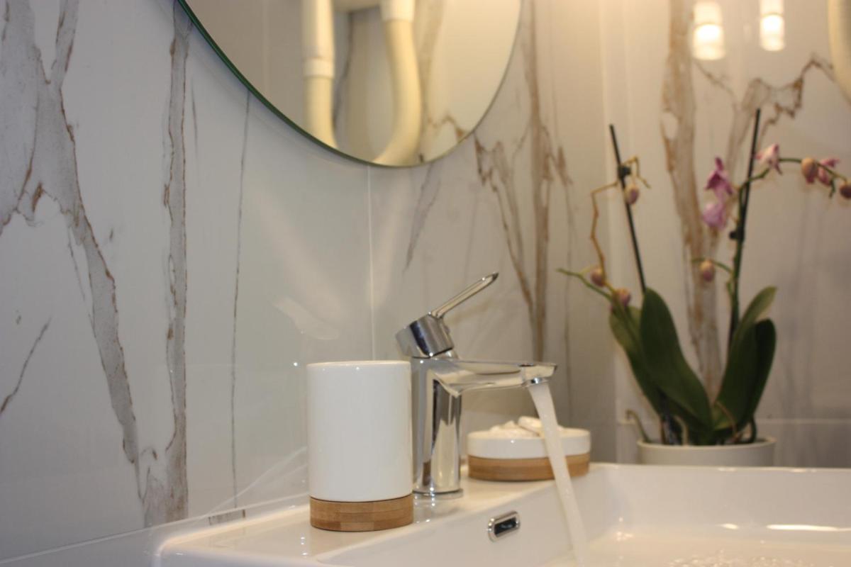 Hotel Cariatis - Housity