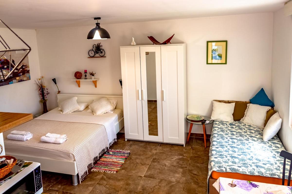 Little garden house - Housity