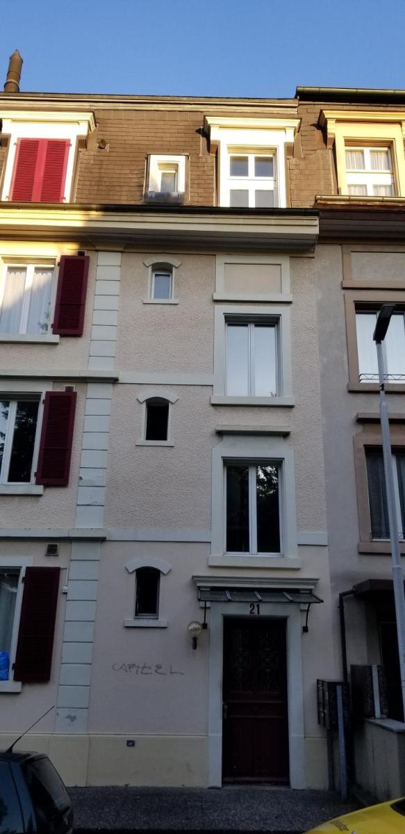 HSH Weber - 2 Bedroom Suite Apartment with Office, Salon and Kitchen in Bern by HSH Hotel Serviced Home - Housity
