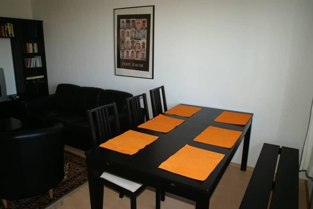 City Apartments Cologne - Apartment 2 - Housity