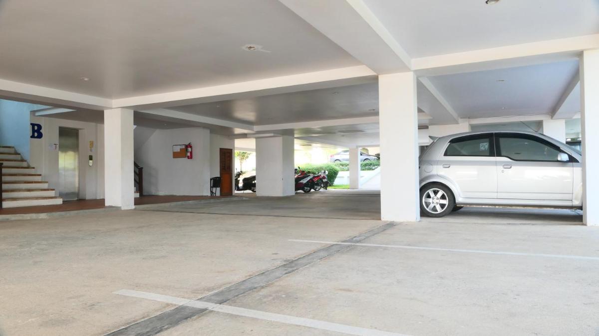 Khanom Beachfront Apartment 3 Internet 100 Mbps - Housity