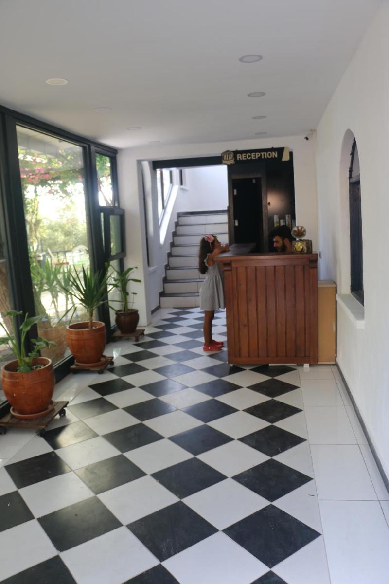 Suitetrails - Urga Butik Otel & Restaurant