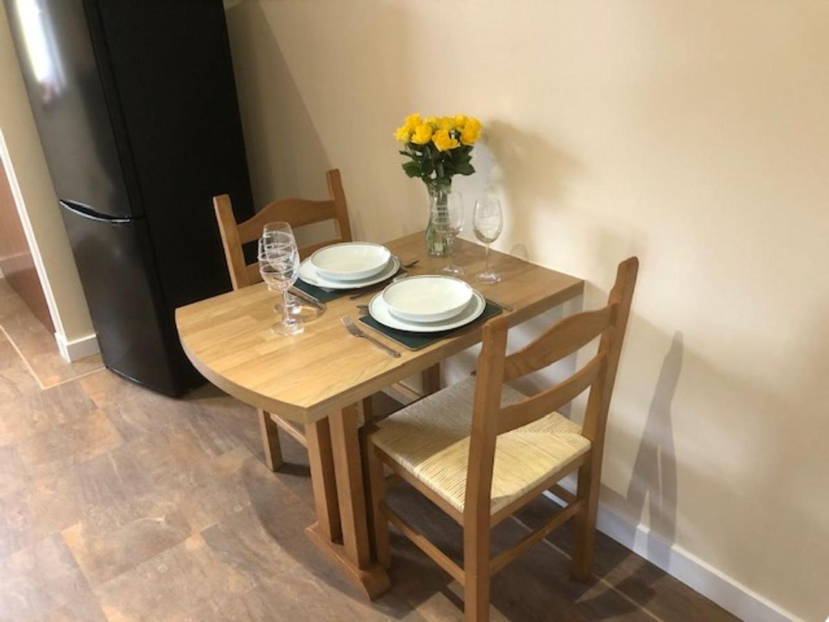 Luxury Flat with Lovely views in Rural location - Housity