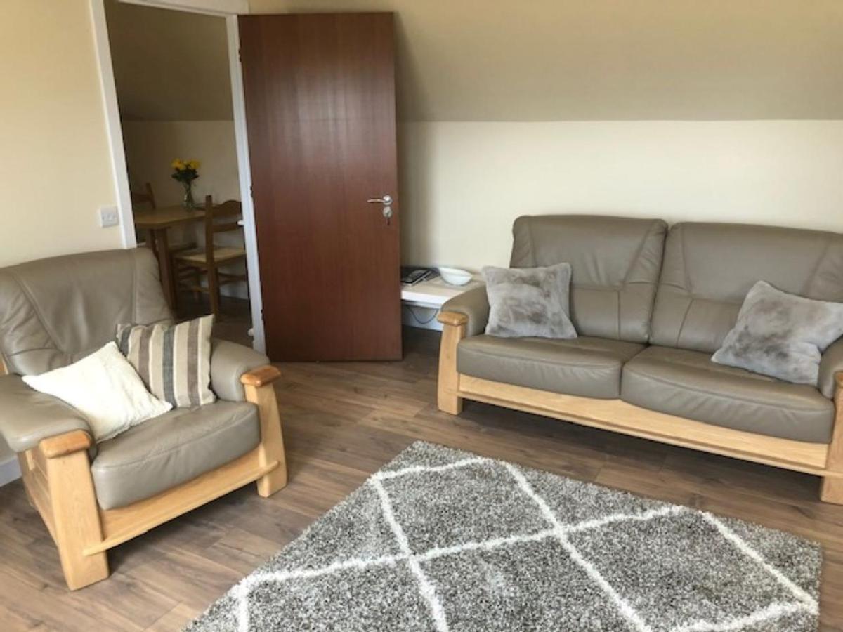 Luxury Flat with Lovely views in Rural location - Housity