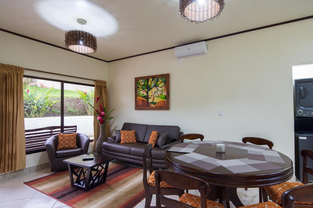 Arenal Volcano Inn - Housity