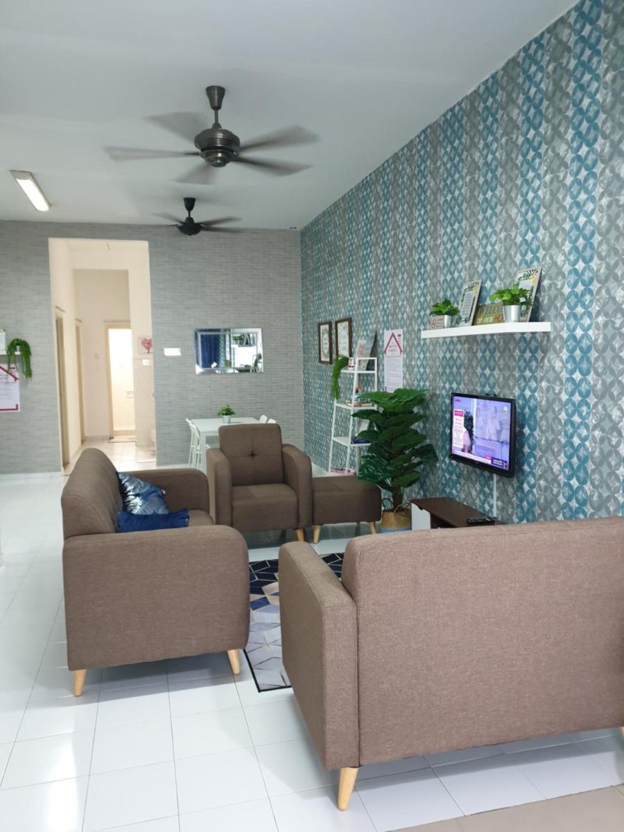 Teratak Mini Pool Homestay Melaka - Hizvo