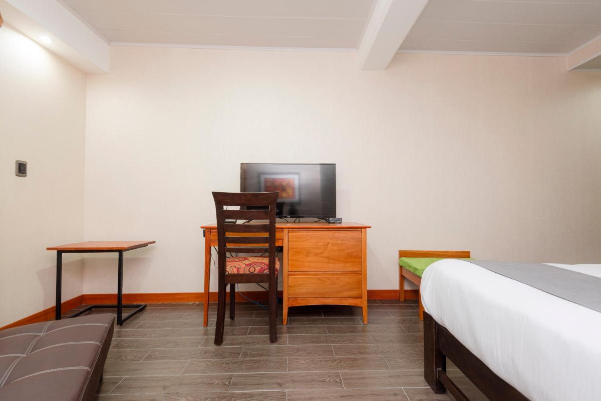 Ayenda La Luna Inn - Hizvo