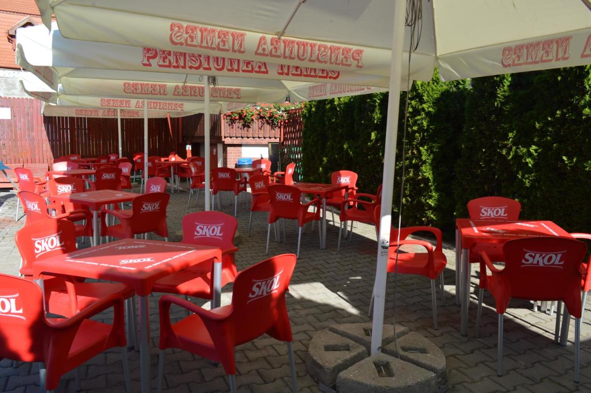 Pensiunea Nemes Panzio - Housity