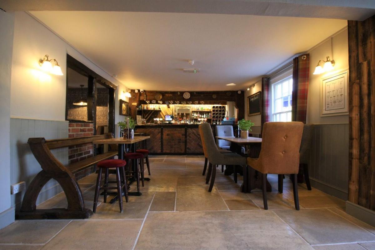 The Carpenters Arms - Housity