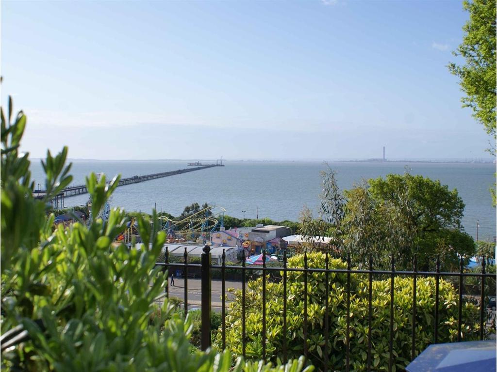 Hamiltons Boutique Hotel - Housity