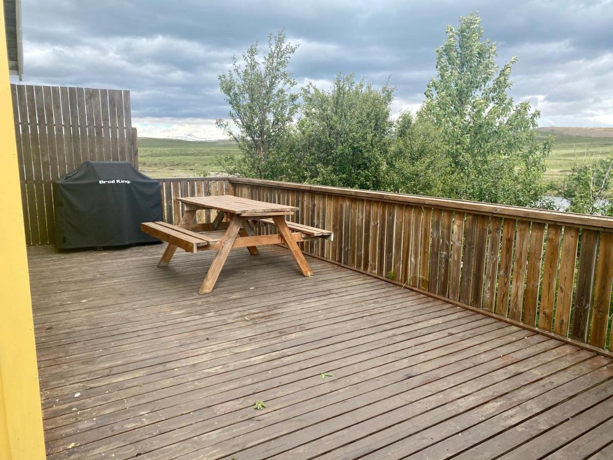Við-Bót Riverside Cottage - Housity