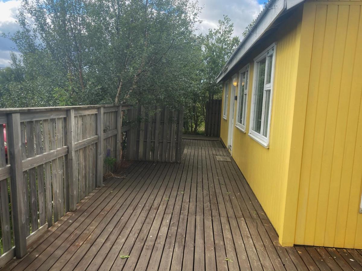 Við-Bót Riverside Cottage - Housity
