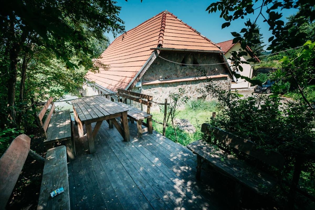 Moara de Piatra - Housity