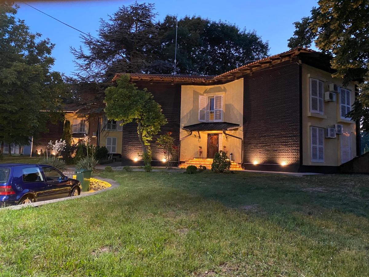 Motel Stari Hrast - Housity