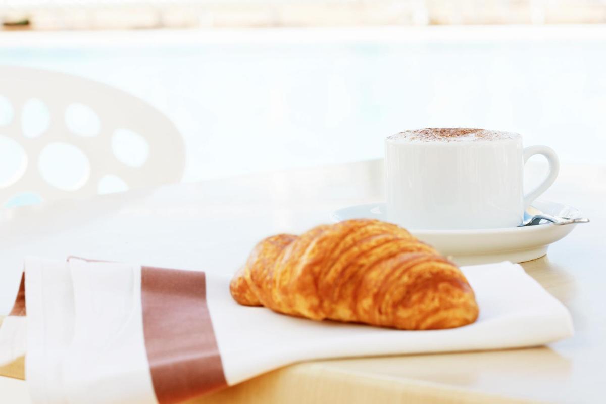 Opciones de desayuno disponibles en Sunprime Atlantic View Suite & Spa