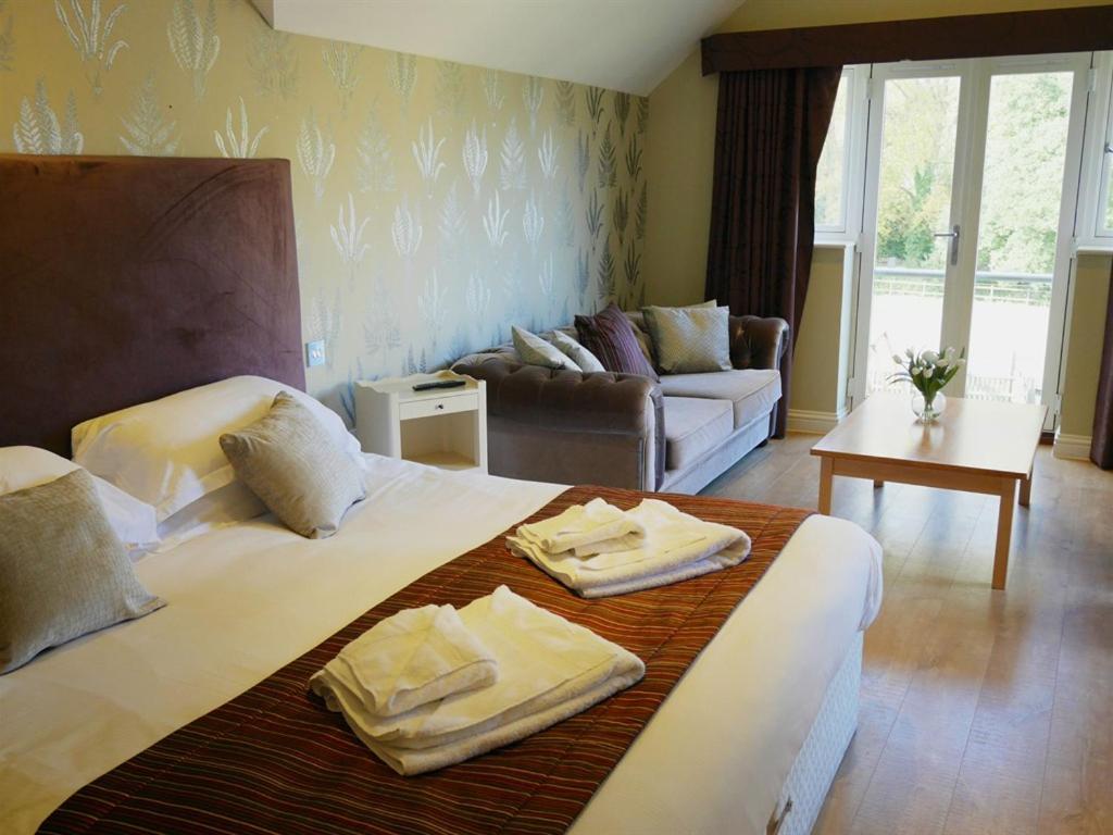 The Sun Inn - Housity