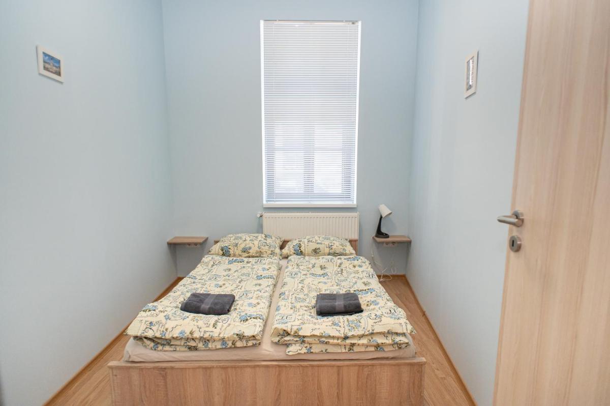 Elena Apart - Housity