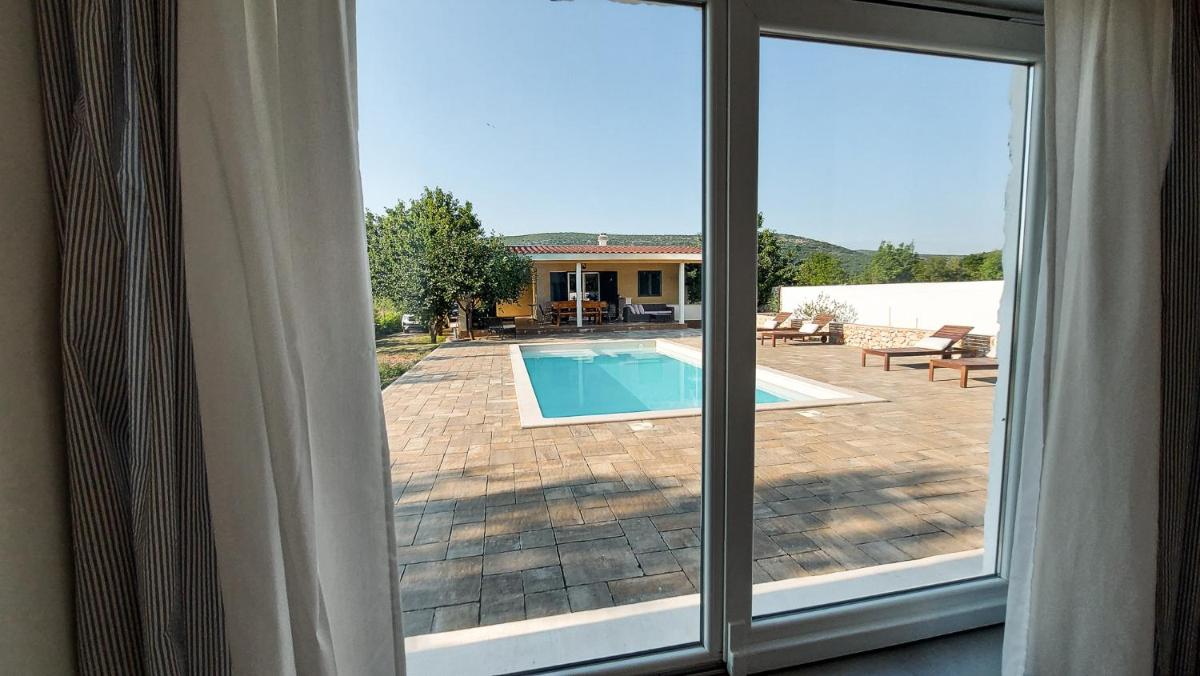 Villa Legacy - Housity