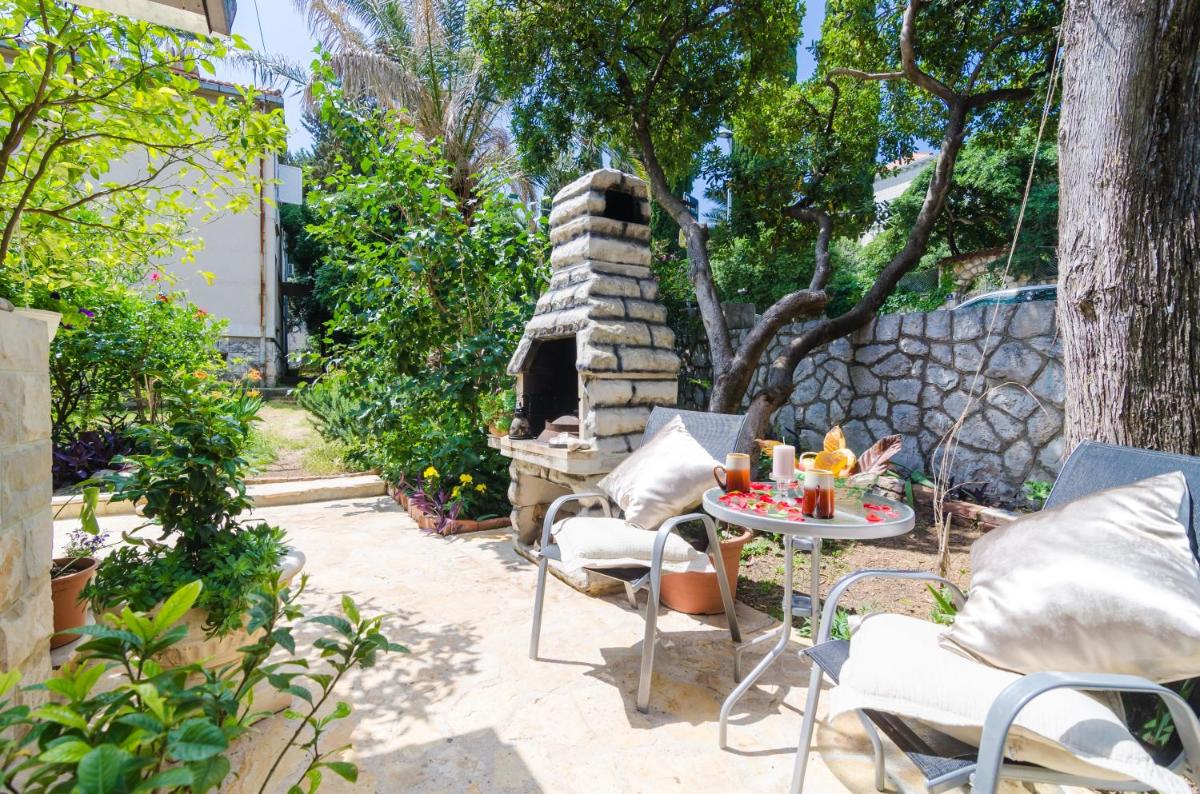 Camelia Luxury Apartments - Housity