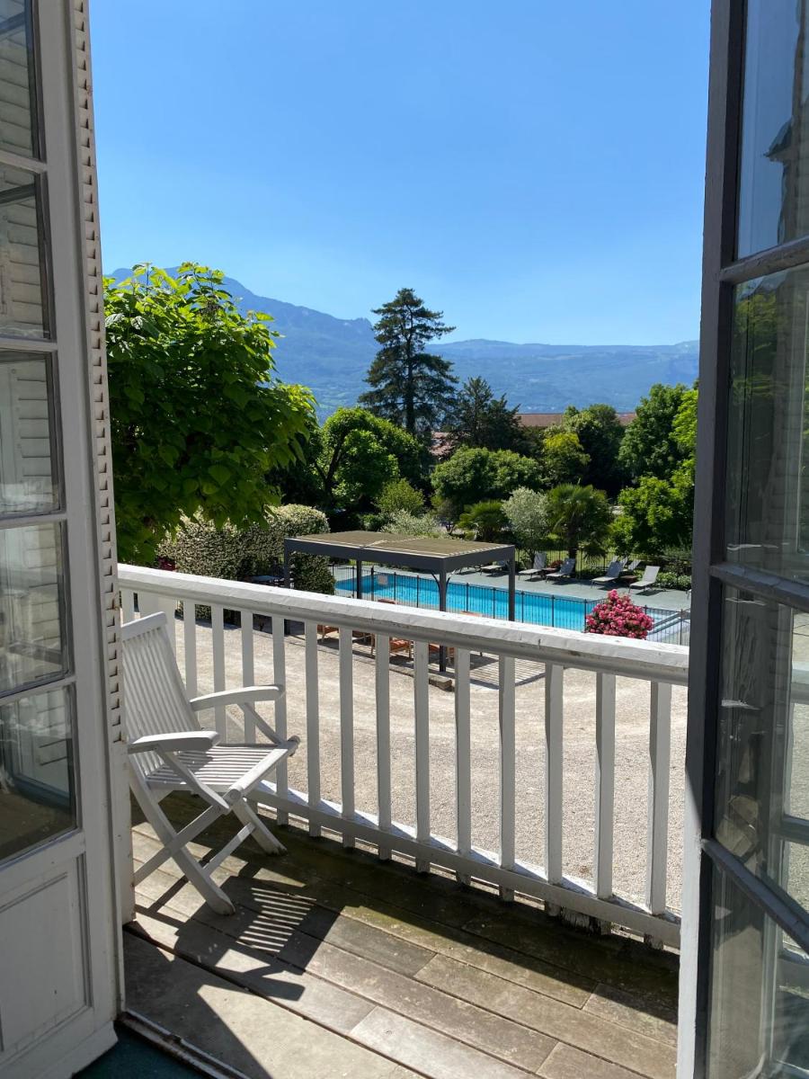 Vue générale sur la montagne ou vue sur la montagne depuis l'hôtel