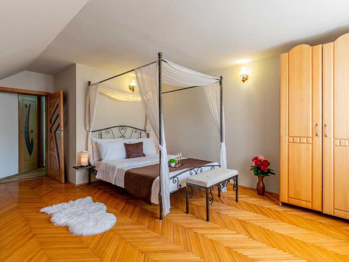 Rose Apartment - Housity