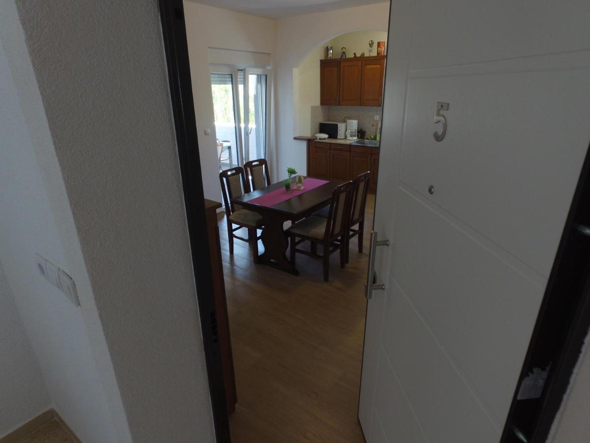 Suitetrails - Apartments Miki