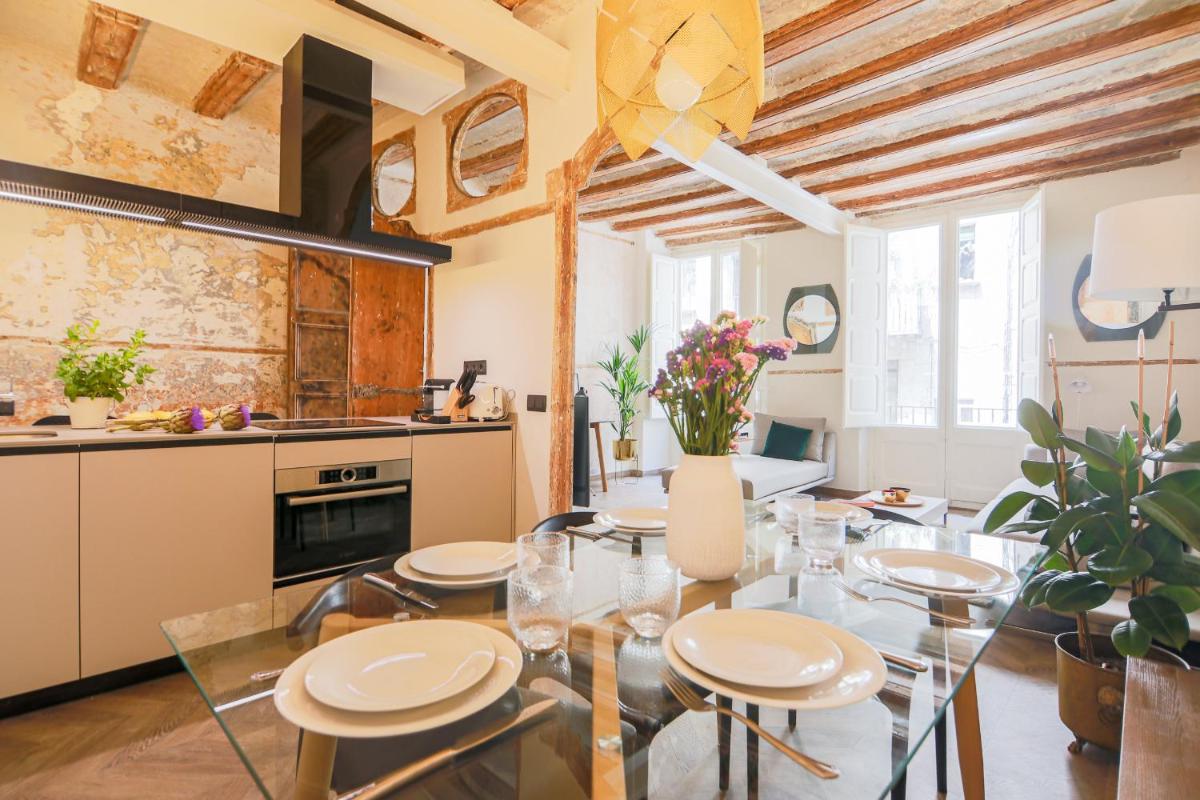 En Ville Boutique Apartments Boqueria Market - Housity